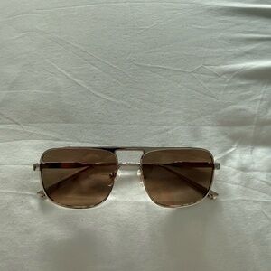 Stylish Brown Aviator Sunglasses